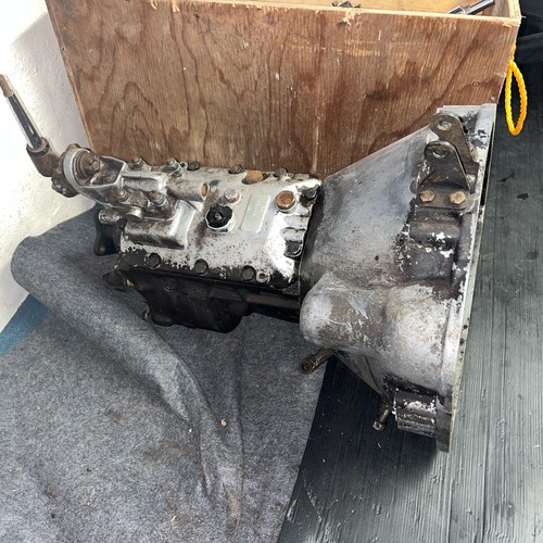 Jaguar type 8 gearbox - e-type,